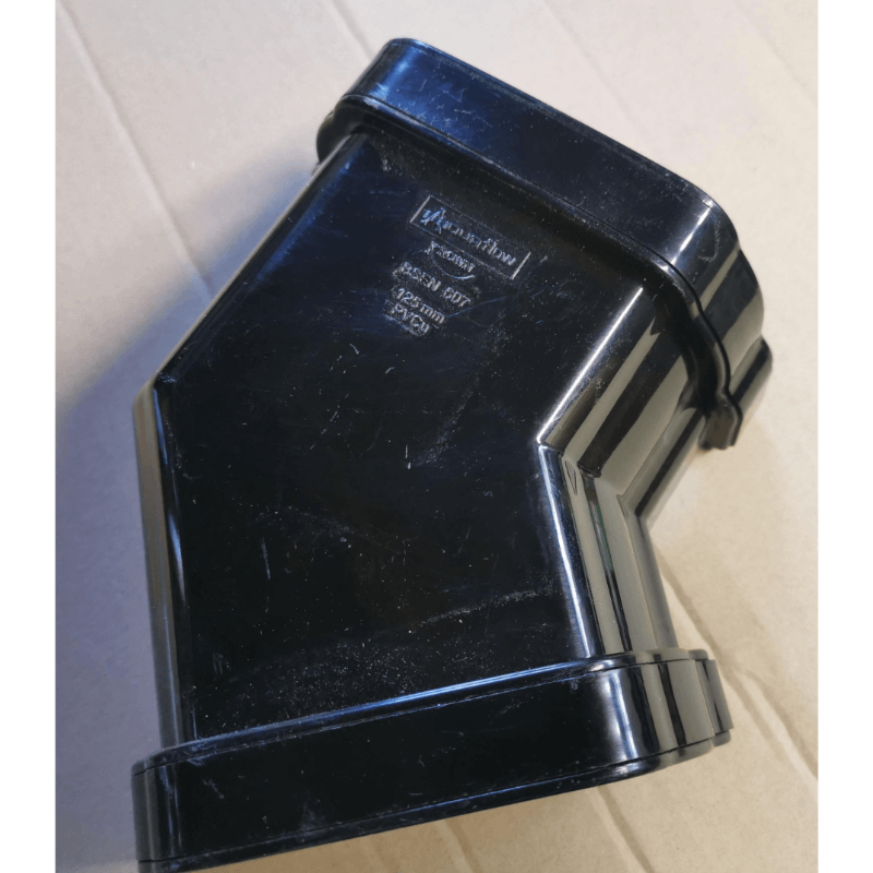 Krown Ogee 135 Degree Gutter Corner