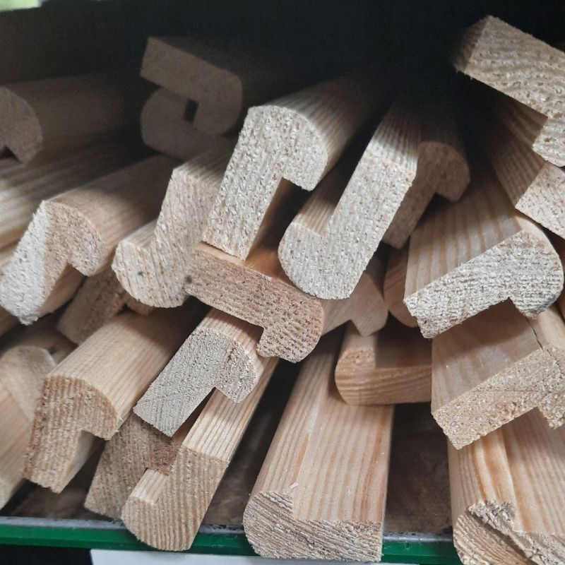 Red Deal Hockey Stick Moulding 29mm X 16mm x 2.4 metres RD19