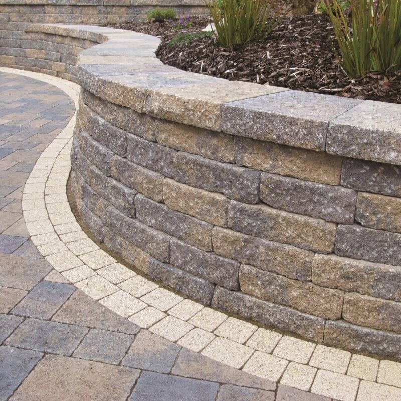 Tobermore Secura Lite - Mortar Free Retaining Wall (33.6 Linear Metres per pack)