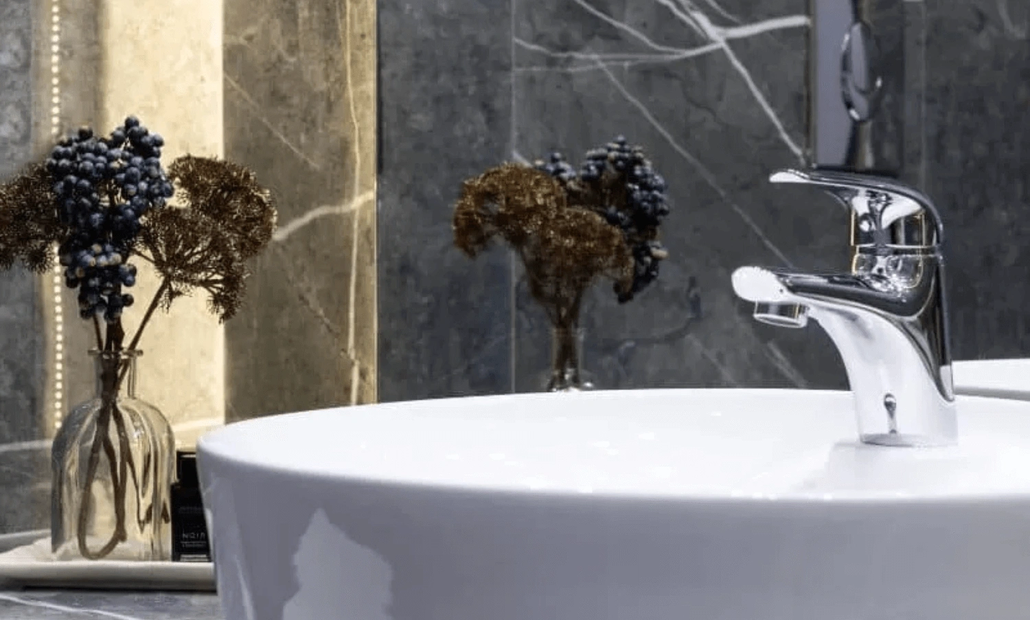 How to change a bathroom tap