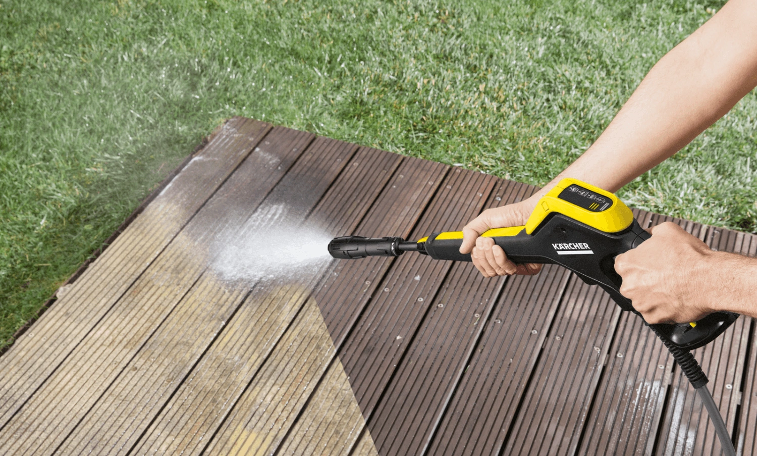 Power hose your decking without doing damage